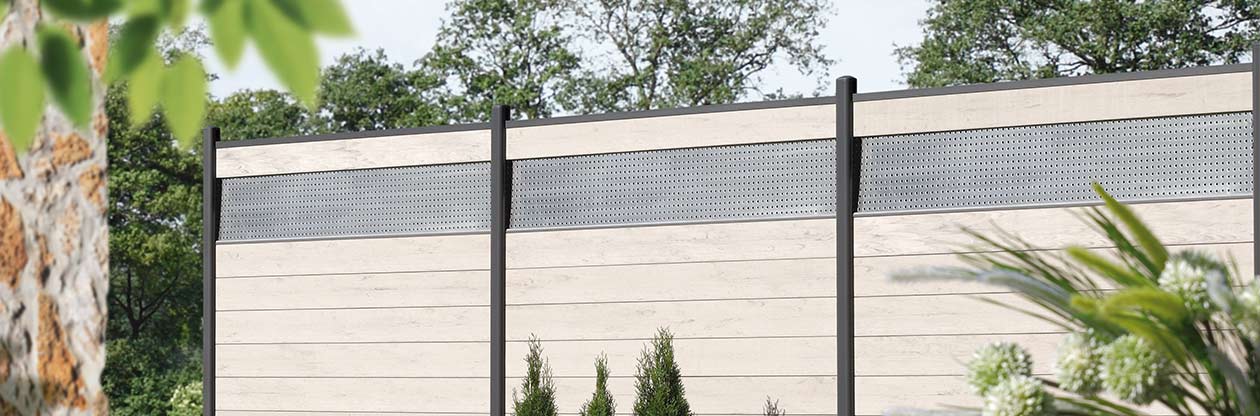 System WPC Sichtschutz durch variable WPC Zaunelemente Gartenzaun24